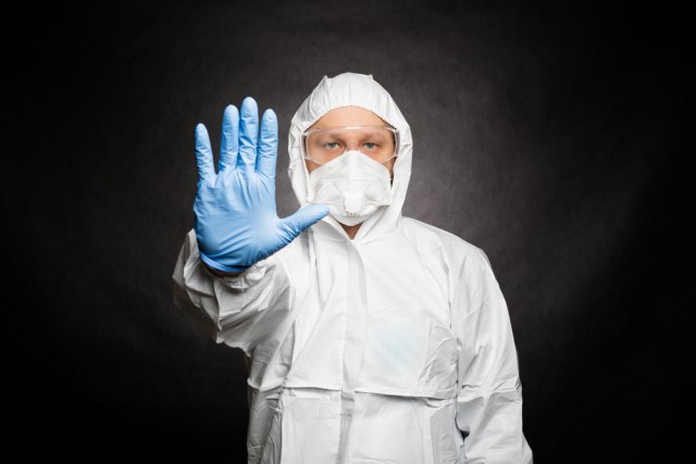 Внимавајте со ракавиците: Доктор објасни кога се исклучително штетни