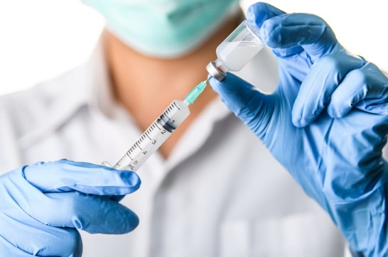 Лоши вести од СЗО: Еве кога најрано да очекуваме вакцина