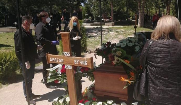 Последно испраќање без сопругата: Погребан Драган Вучиќ