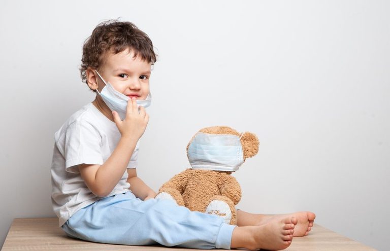 Најново за Ковид-19: Децата може да ги развијат овие сериозни симптоми!