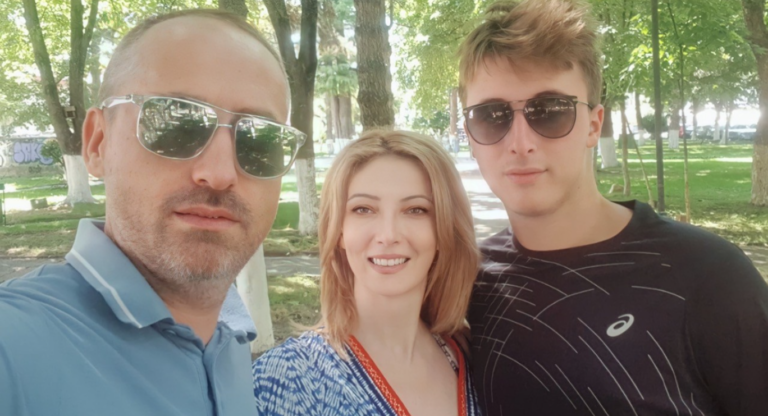 Борба со рак, битка за животот на синот: Данела Арсовска проговори за семејната драма
