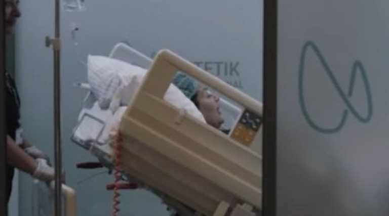 Нови снимки од Цеца во болница: Фолк-ѕвездата непрепознатлива (ФОТО)