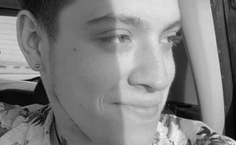 Естрадата во солзи: Познатиот музичар почина на 22 години, колегите во шок