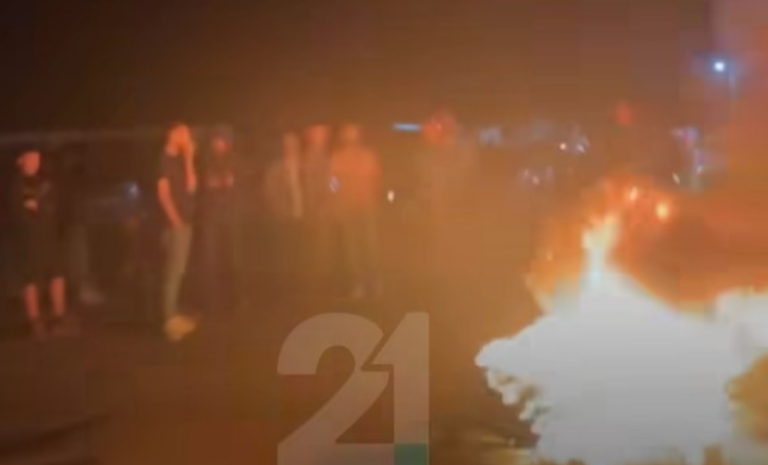 (ВИДЕО) Гори во Слупчане! Ноќен бунт на жителите, ЕВН им ја исклучи струјата